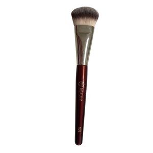 BK Beauty 109 Foundation Brush With Synthetic Bristles
